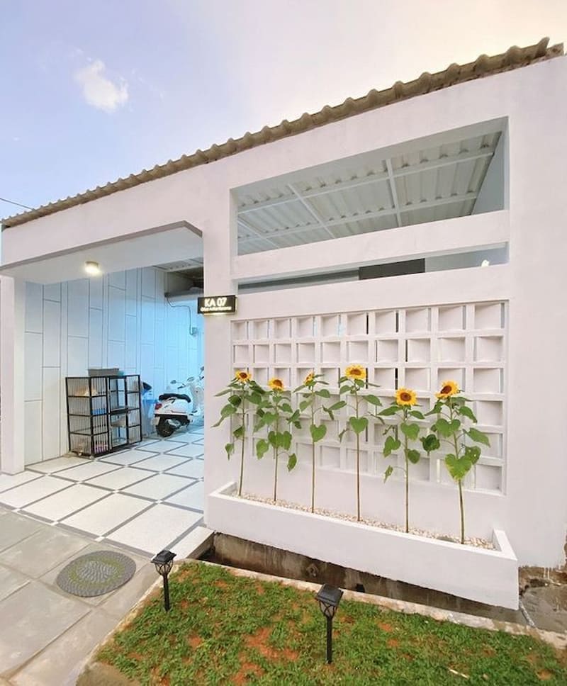 White Car Garage Ceramic Tiles